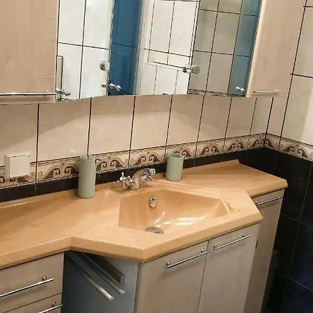 شقة Vastriku Garden House
