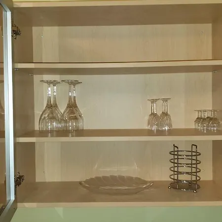 شقة Vastriku Garden House